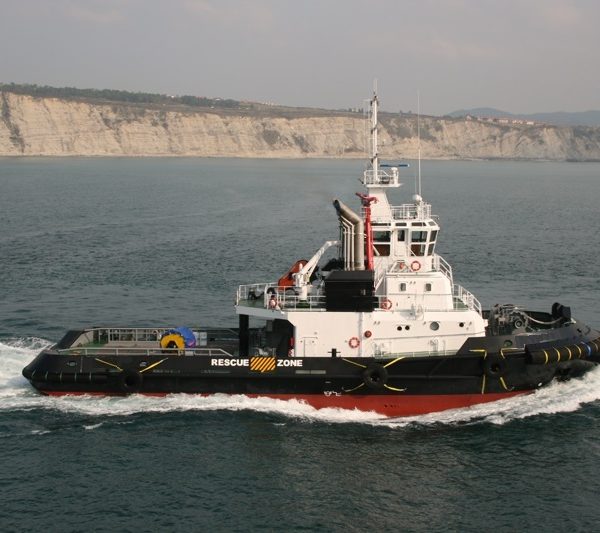 124 tbp ASD Tug Escort (F,B,V,C), FiFi-1 (2 sisters) - Van Loon ...